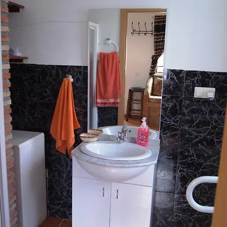Cuevas De Maria Apartment *