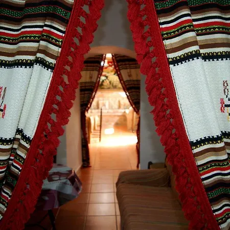 Cuevas De María *